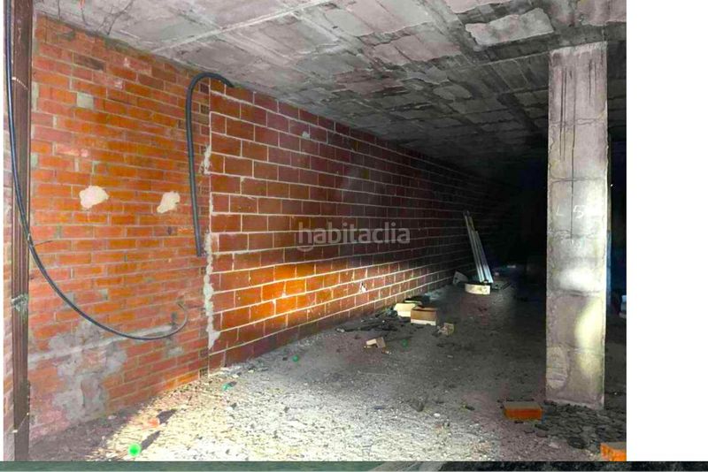 Foto f577ae45-3383-4ad9-85b5-4e96b171e83a. Local comercial a Centre Figueres