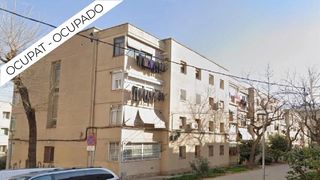 Apartament a Les Planes. Piso ocupado 42 m2, 2 habitaciones, primera planta si ascensor,