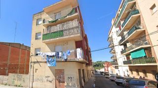 Apartment in Parc Bosc-Castell. Piso 3 habitaciones, balcón, planta 3 sin ascensor, carrer major