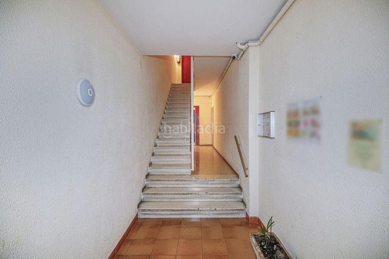 Foto b74fb93a-2d2f-4c85-ab5b-ae6b3a1c6845. Apartament a Centre Salt