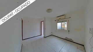 Maison jumelée à Montgat. Casa ocupada 89 m2, 4 dormitorios, 2 plantas, jardín, terrazagal