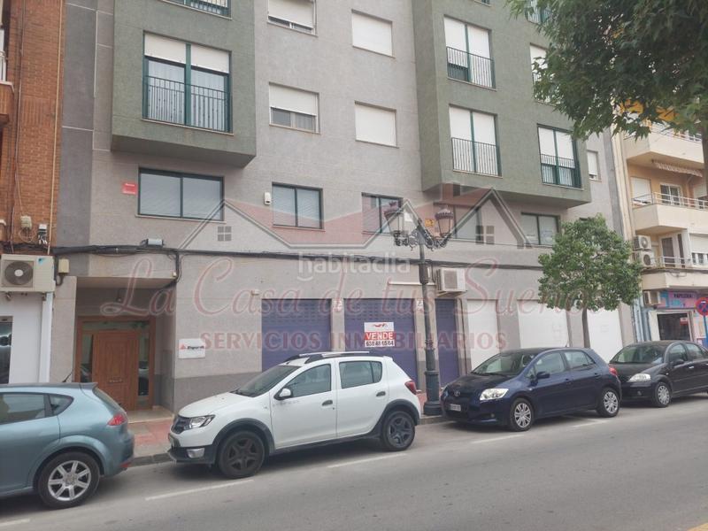 Foto 83a90b7f-0615-4395-8232-3d26532f2d6d. Locale commerciale in calle gran vía 45 in Sax