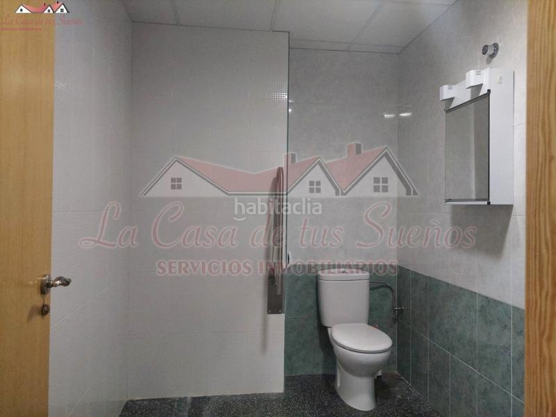 Foto a48e0c1b-1574-4f0d-b0a5-e577c62111b3. Locale commerciale in calle gran vía 45 in Sax