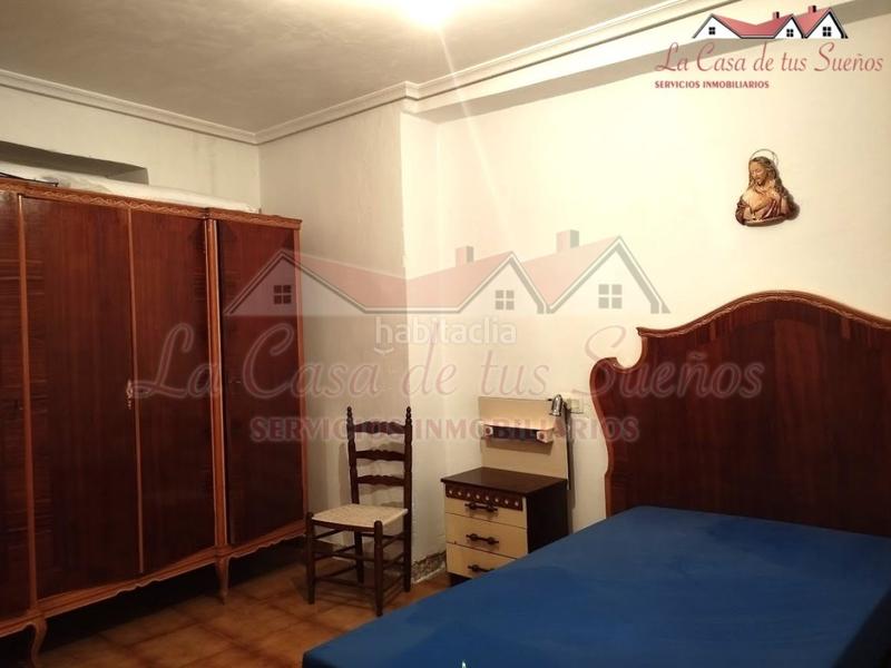 Foto 1d216f1a-50e6-4f6a-9188-ffe35865b0f2. Maison avec parking dans Sax