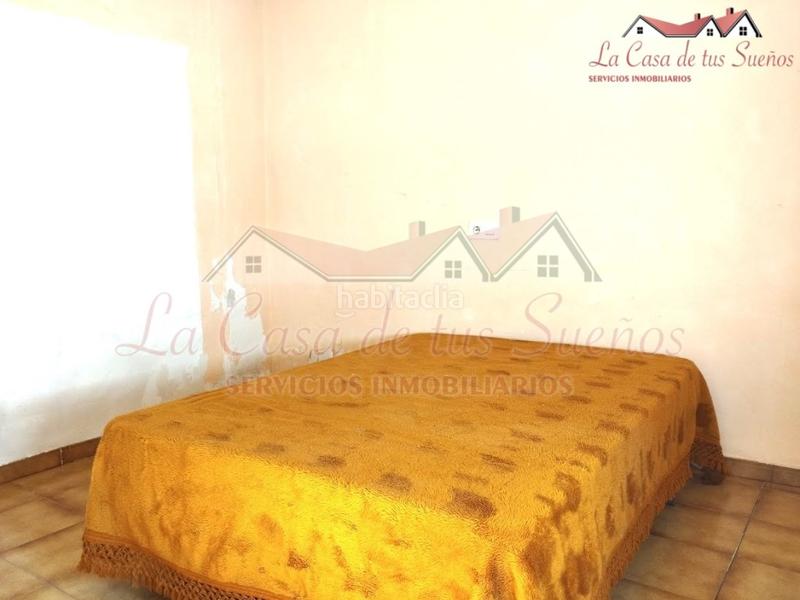 Foto 258a9828-4d94-41dc-96fe-d42be77fed6c. Maison avec parking dans Sax