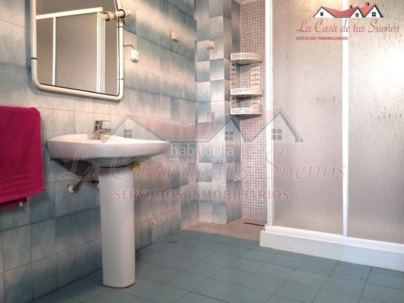 Foto 5230ea93-6742-4150-aea8-ba20df192ca4. Maison avec parking dans Sax