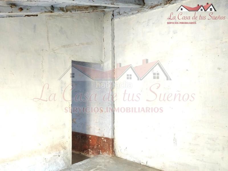 Foto 5bc8eea6-f1a2-465f-93fb-4db1a897e5fb. Maison avec parking dans Sax