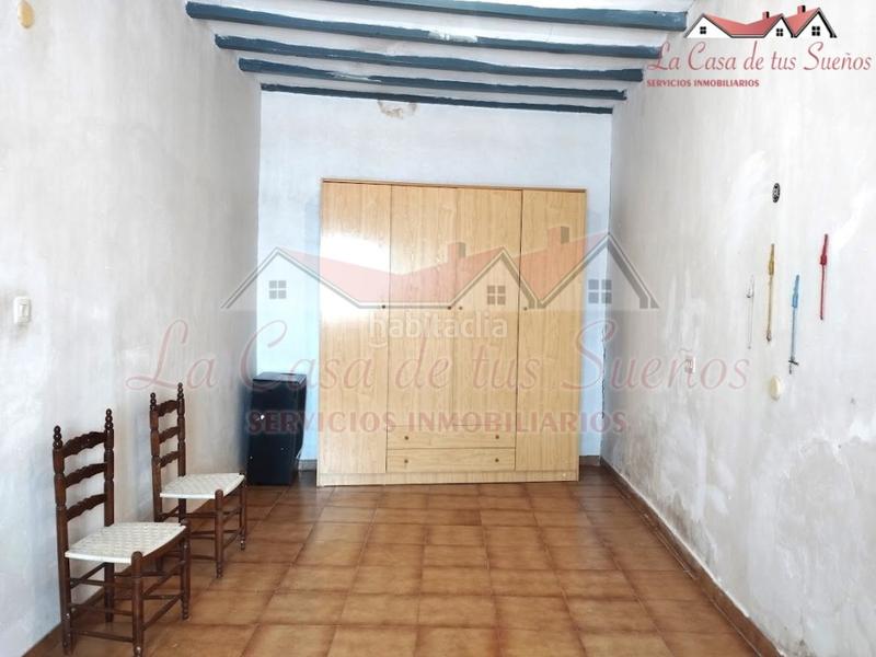 Foto 72c0dc60-bd00-461d-a7a0-c5ec8de52186. Maison avec parking dans Sax