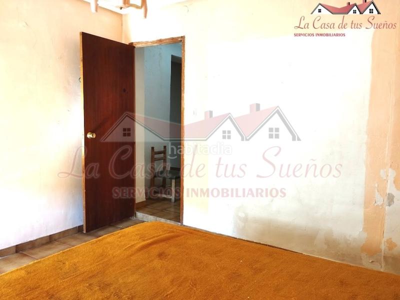 Foto 833ceb8f-b937-4a18-bbd6-b3f96d299a66. Maison avec parking dans Sax