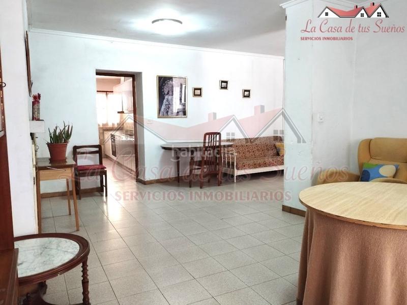 Foto ad0cd2af-7fbd-4989-aa47-cf426a0044d4. Maison avec parking dans Sax