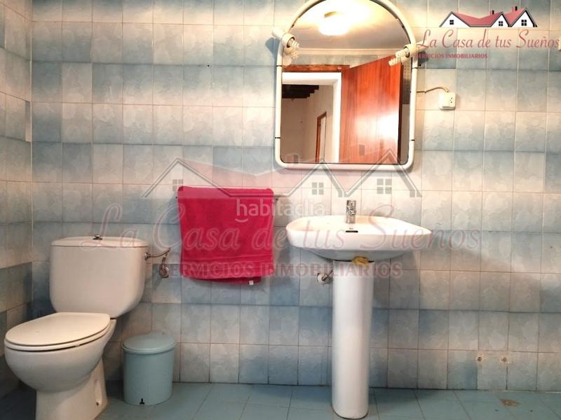 Foto b03a004e-283c-4868-ad3c-3687f1192c8d. Maison avec parking dans Sax