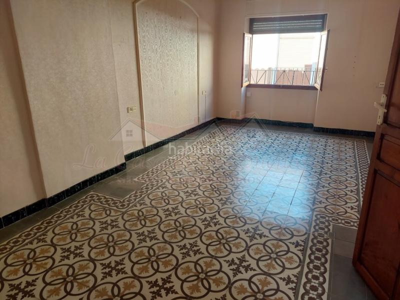 Foto 47c7d507-50dc-4f91-a512-ead956e2400d. Casa a Sax