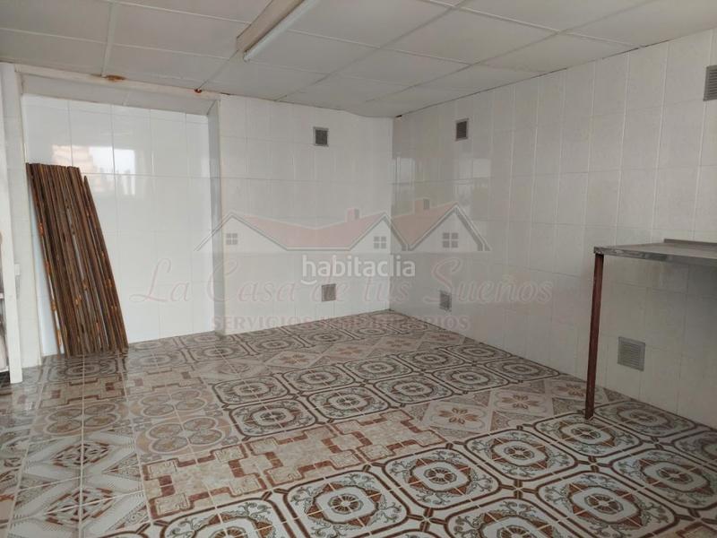 Foto 924569ad-a6e5-489e-924d-74a2228353f7. Casa a Sax