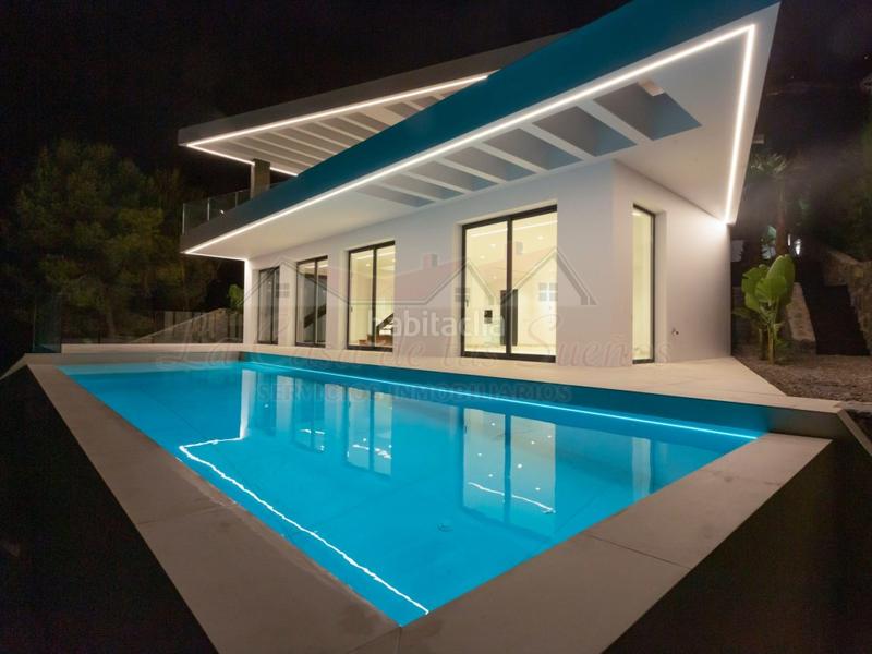 Foto e04892b7-f511-4fcc-98a3-d3689a20706a. Chalet in Altea hills Altea