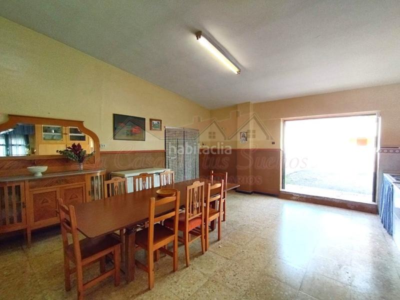 Foto 3187a753-cb78-4641-8405-0cc13cf1671f. Bauernhof in Sax