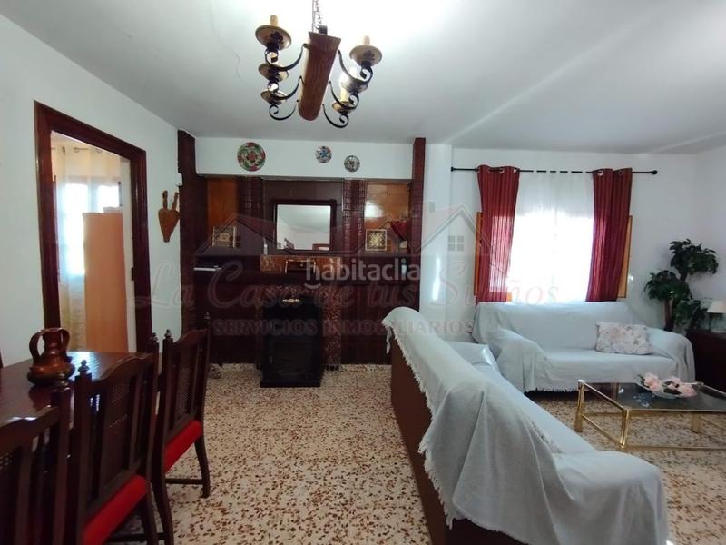 Foto 97869226-e267-47d7-bb0b-b4817fd02665. Bauernhof in Sax