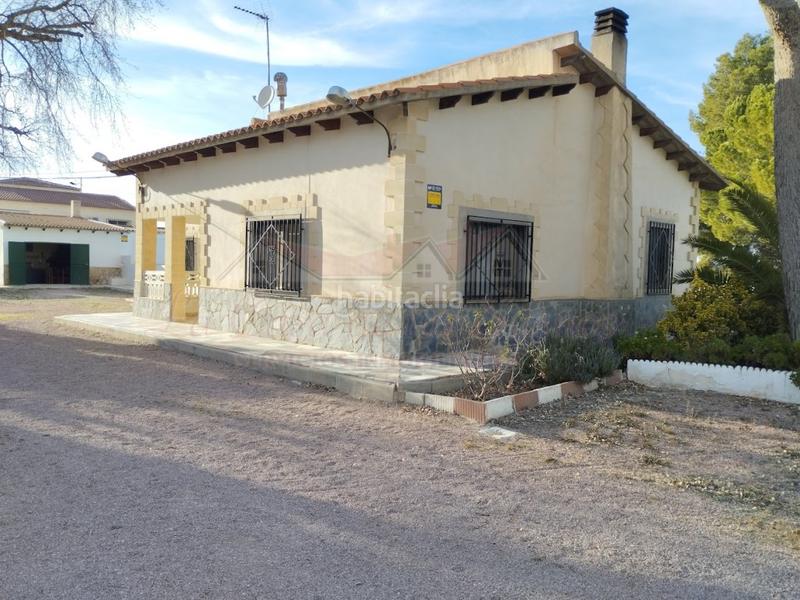 Foto a2a697ae-c9b8-447c-a9a6-0390fd312903. Bauernhof in Sax