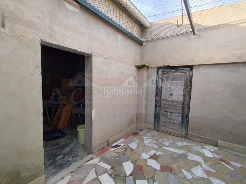 Foto b7c96eb6-0d05-4723-bf81-2db3c8371456. Bauernhof in Sax