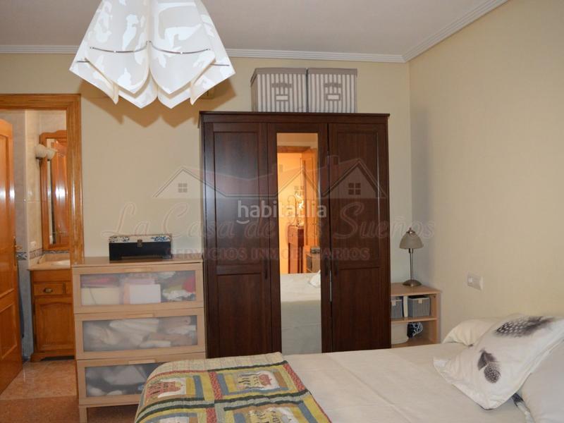 Foto 0d8190ff-8b09-4c5a-b679-2dd99dcd56a0. Duplex avec parking dans Centro Elda