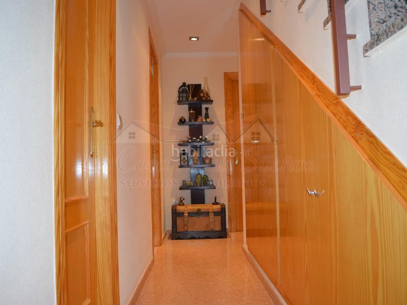 Foto 38af596c-cf12-4971-a065-b40dd0ca3b90. Duplex avec parking dans Centro Elda