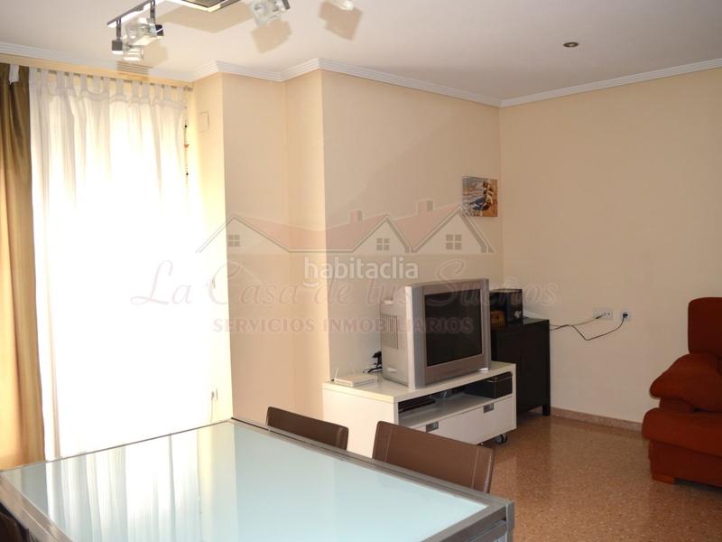 Foto 3d0316f6-10d2-4d91-bd5c-bc2826a19b92. Duplex avec parking dans Centro Elda