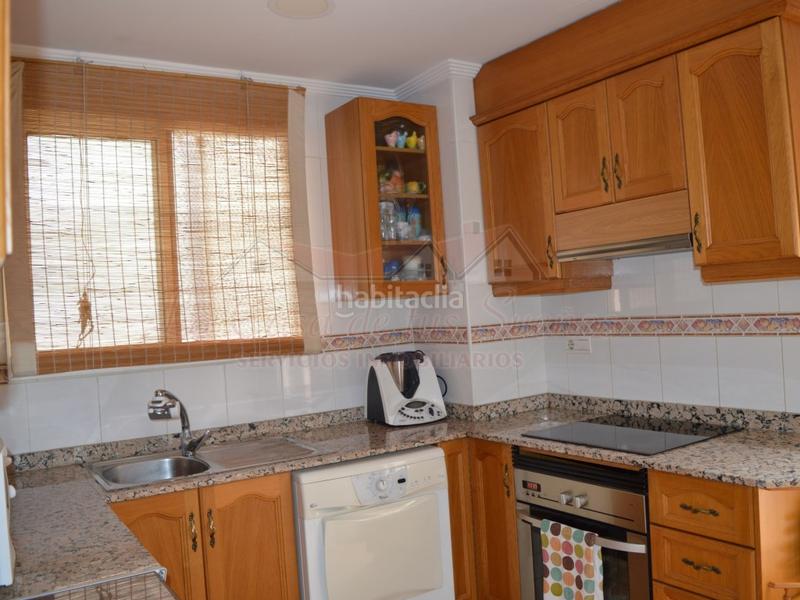 Foto 92640a5c-ac93-4c6b-b10e-660fb2080b78. Duplex avec parking dans Centro Elda