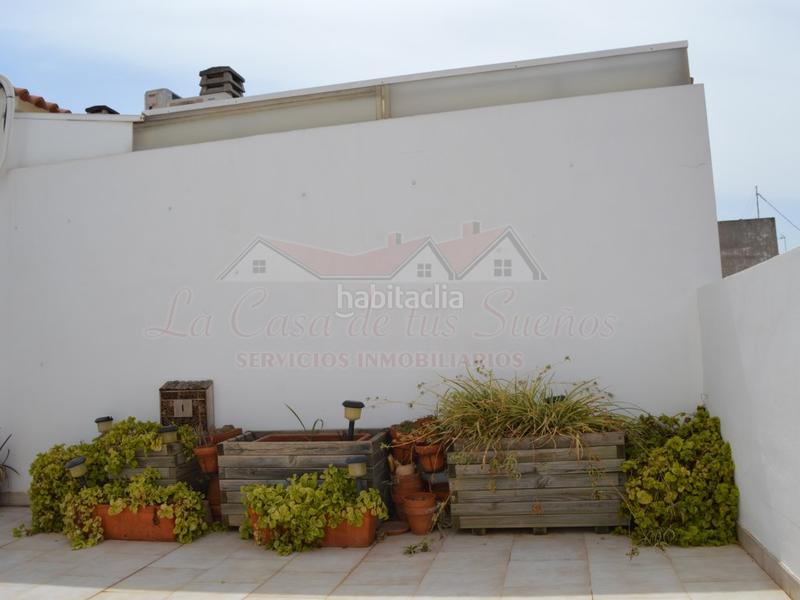 Foto f8e8dc74-8cc2-4835-a5bb-e9f7800e1348. Duplex avec parking dans Centro Elda