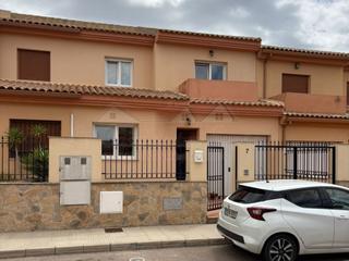 Maison jumelée à Pinoso. Pareado 4 habitaciones venta el pinós  pinoso