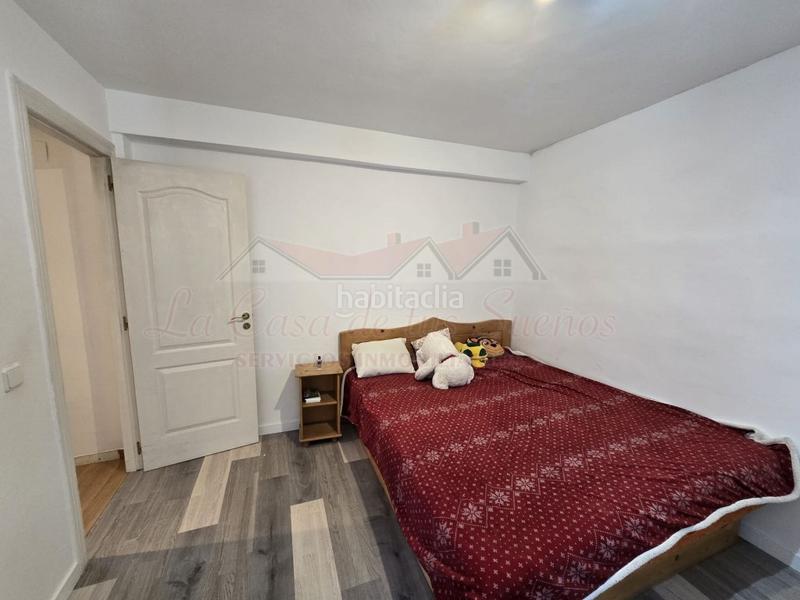 Foto a2b0813b-9465-46e3-8c97-ad1d5eadde41. Haus mit heizung pool in Sax