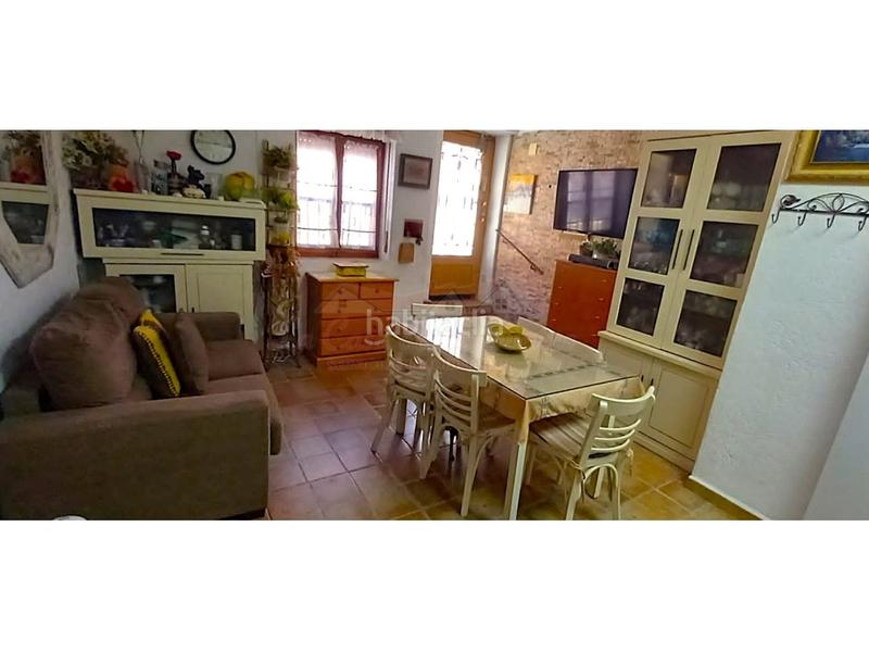 Foto 216f4eef-f6bd-4b25-a3cc-7296b722d285. Maison dans Sax