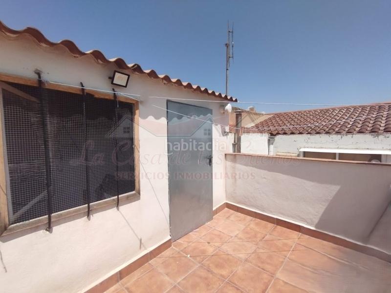 Foto 7c2e4f8f-53e8-4fac-9131-d60744f89708. Maison dans Sax