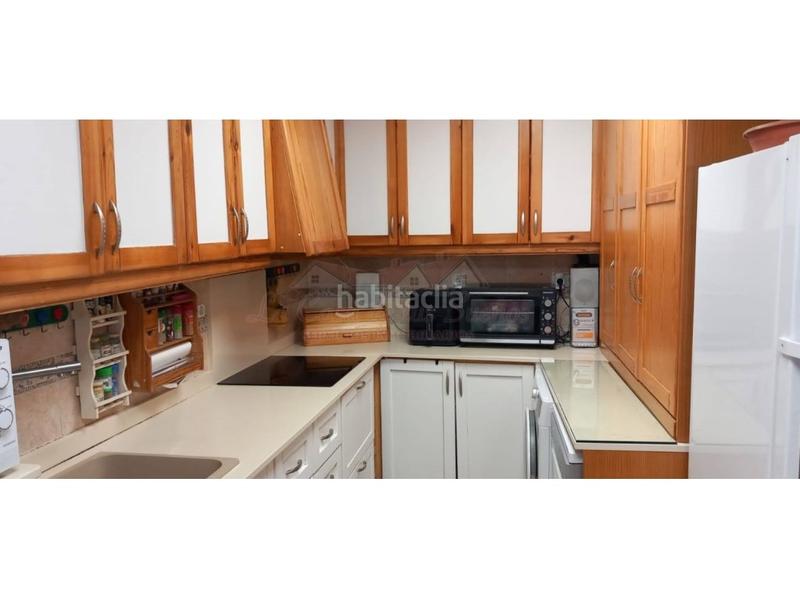 Foto be70bd66-a10c-4d0c-af5a-fa06006f7a4e. Maison dans Sax