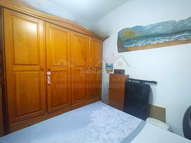 Foto fa07e40a-4a8b-4f9f-94b9-bc87b4f2f517. Maison dans Sax