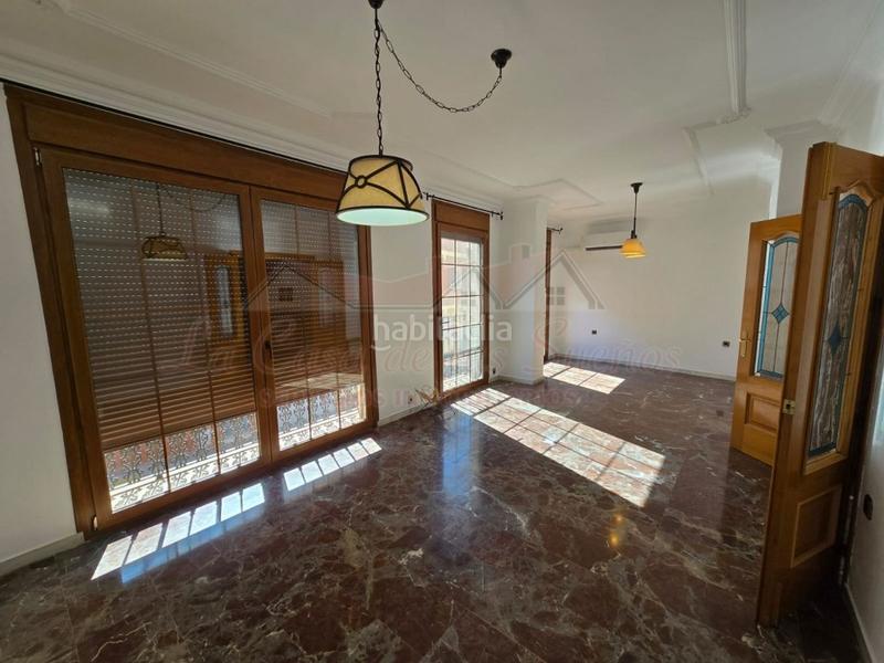 Foto c741700f-3c04-4daf-8cf4-3f3c2993e58b. Casa adosada pareado 4 habitaciones venta en Sax