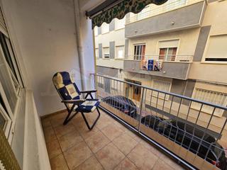 Piccolo appartamento in Sax. Apartamento 4 habitaciones venta sax