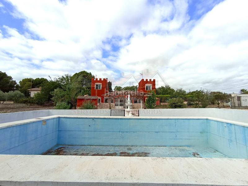 Foto 0c687e2c-d3da-4223-9c52-371737db43e9. Masía campo en Sax