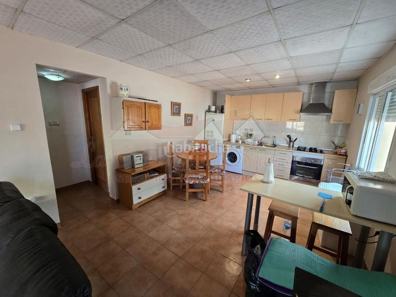 Foto 9c83bdc9-14f4-46a1-a2b6-3d3f15b79367. Casa con piscina in Sax