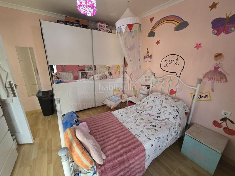 Foto e55f2a0d-f0f8-4b43-8511-5adf5789fbce. Casa con piscina in Sax