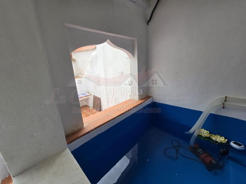 Foto d68d449b-df17-4fcb-8592-effefe61f2fa. Casa adossada amb piscina a Sax