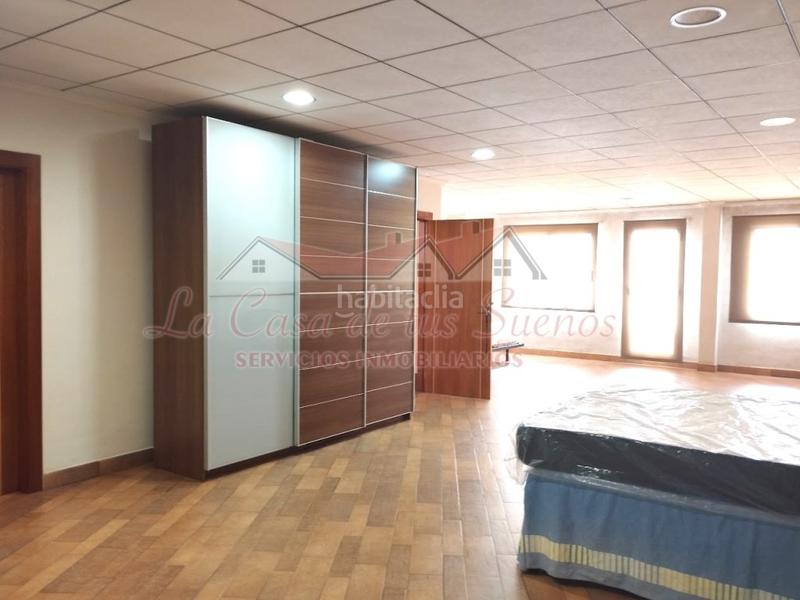 Foto 7037d933-536f-4e73-ae03-8d960bb7aa1e. Semi detached house with parking in Campo Alto-Club de Campo Elda