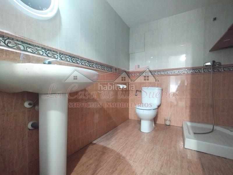 Foto 9c4e5557-4930-487d-a8be-5119bdeb4070. Geschäftsraum in Sax