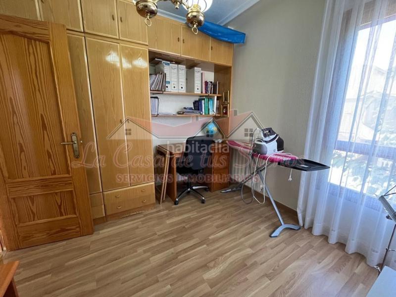 Foto 7071ef4a-9a2d-48b0-89a5-ae8a711cb3aa. Casa a schiera con parcheggio in Sax