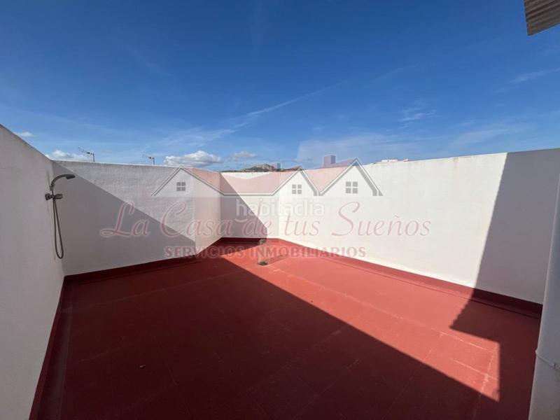 Foto bb4b1648-0f12-4e7a-b824-f64738109b7d. Casa a schiera con parcheggio in Sax