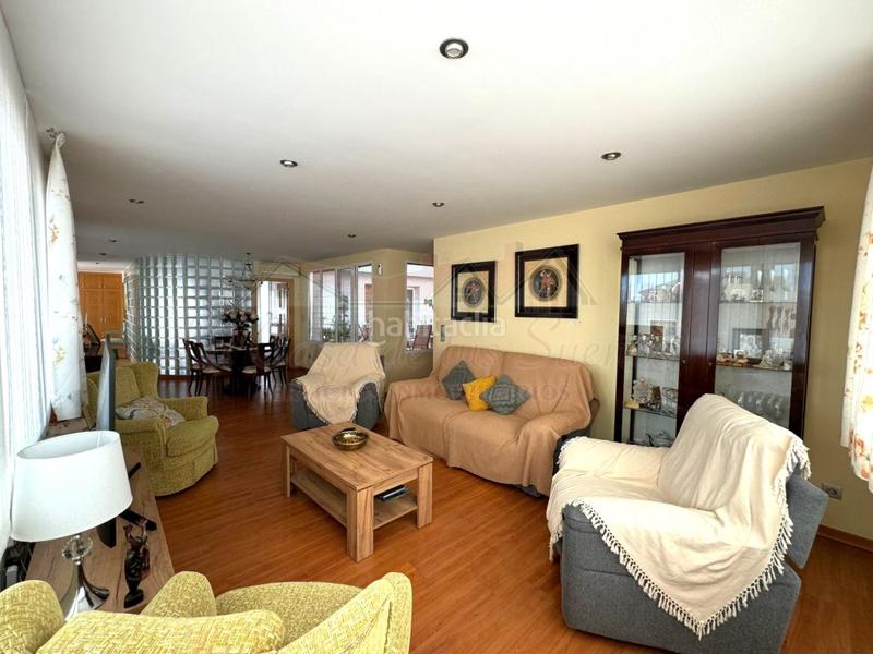 Foto 16ad20b7-79a4-49d0-9795-2319927e4485. Casa con parcheggio in Sax