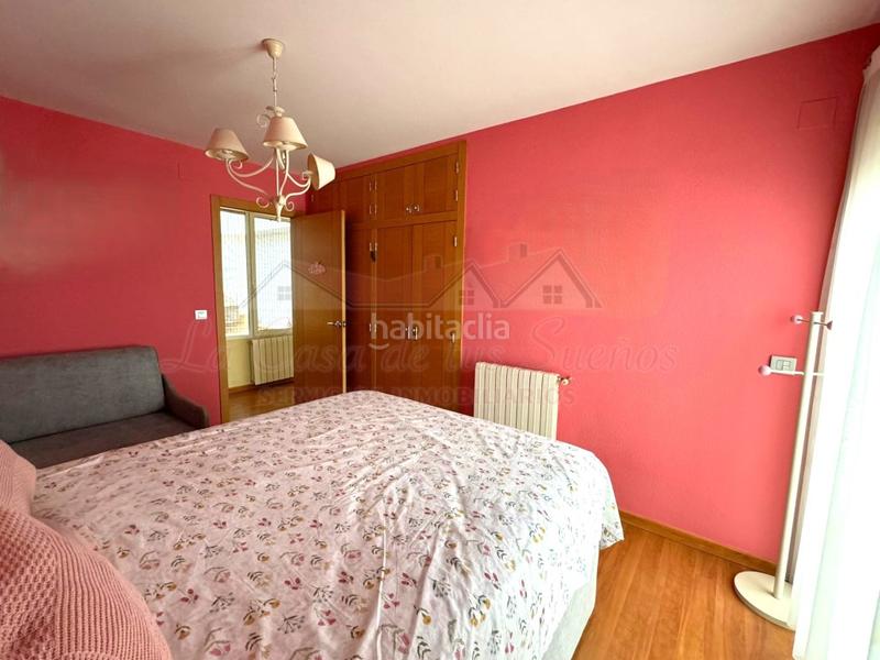 Foto 40a7fa1b-bdcc-4484-a46f-d5093923a00e. Casa con parcheggio in Sax