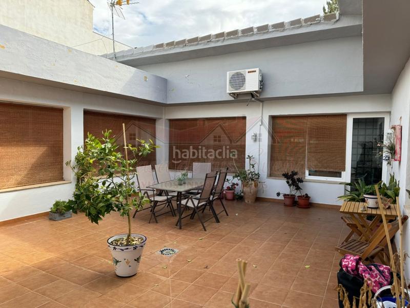 Foto b7ae1cbd-8cbd-4197-adde-a6a95fe2aab7. Casa con parcheggio in Sax
