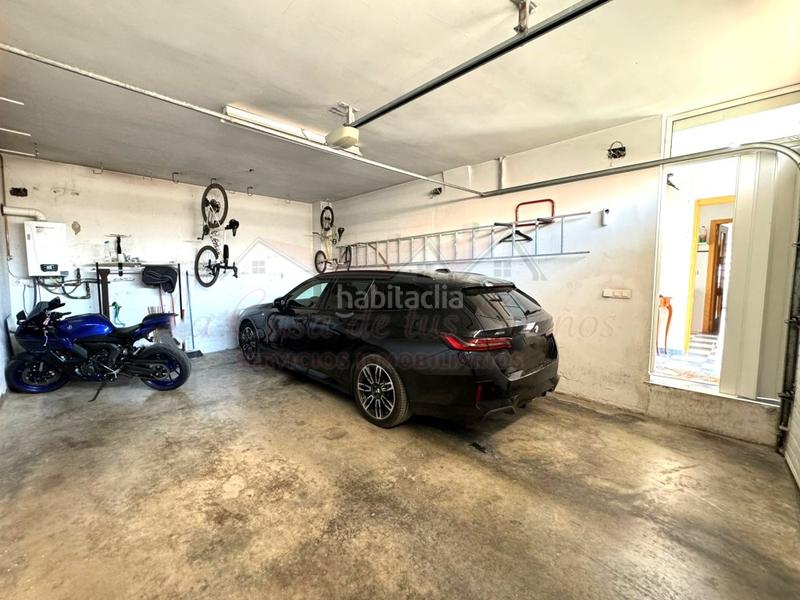 Foto d0f57381-568a-4835-aefa-46b21a6db370. Casa con parcheggio in Sax