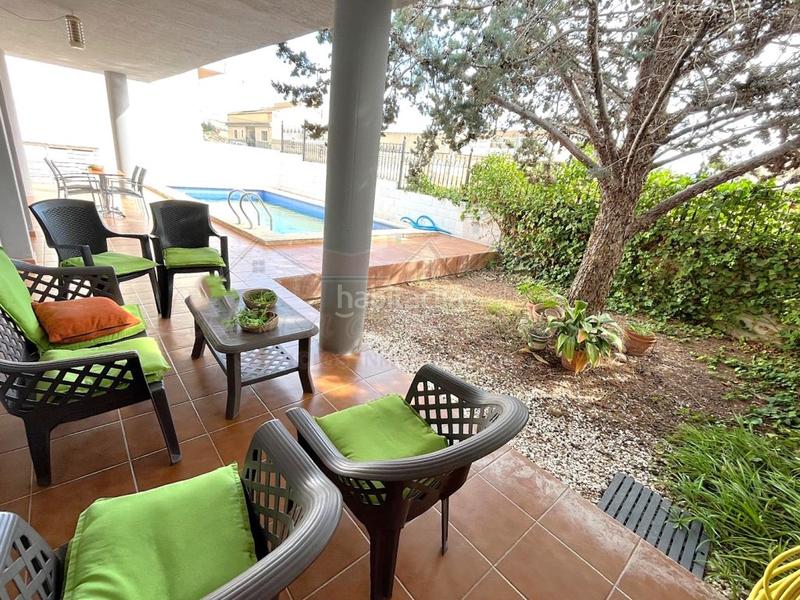 Foto f1a3cbbd-d04c-431d-a9d9-6d5bb78c267b. Casa con parcheggio in Sax