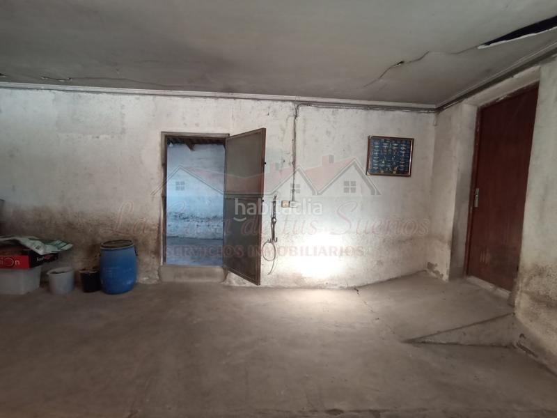 Foto 5833a20d-8be8-4961-8e8f-149040bbd52a. Casa amb aparcament a Sax