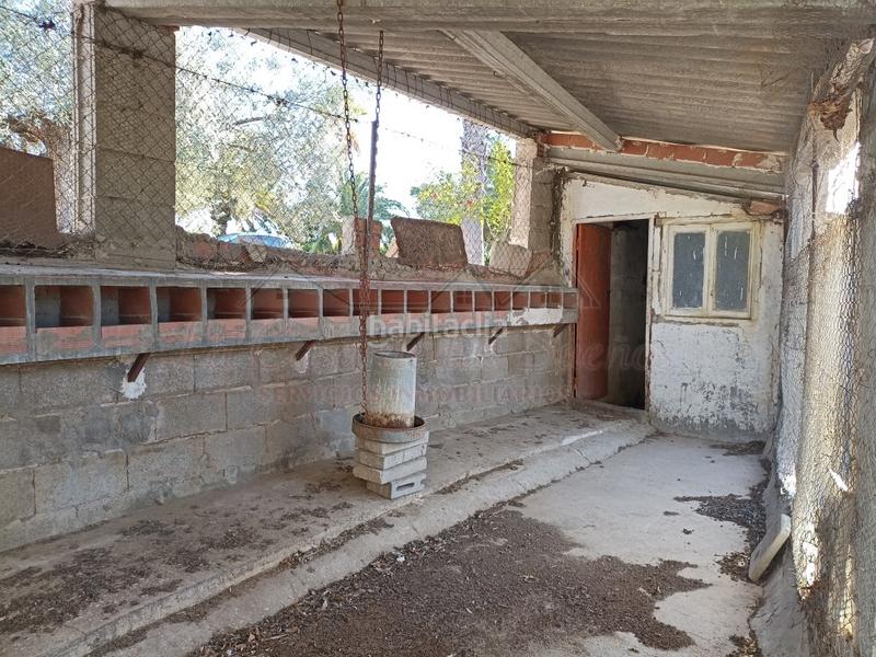 Foto 63492889-99a8-49f0-bcd4-b5cd379a5472. Casa amb aparcament a Sax